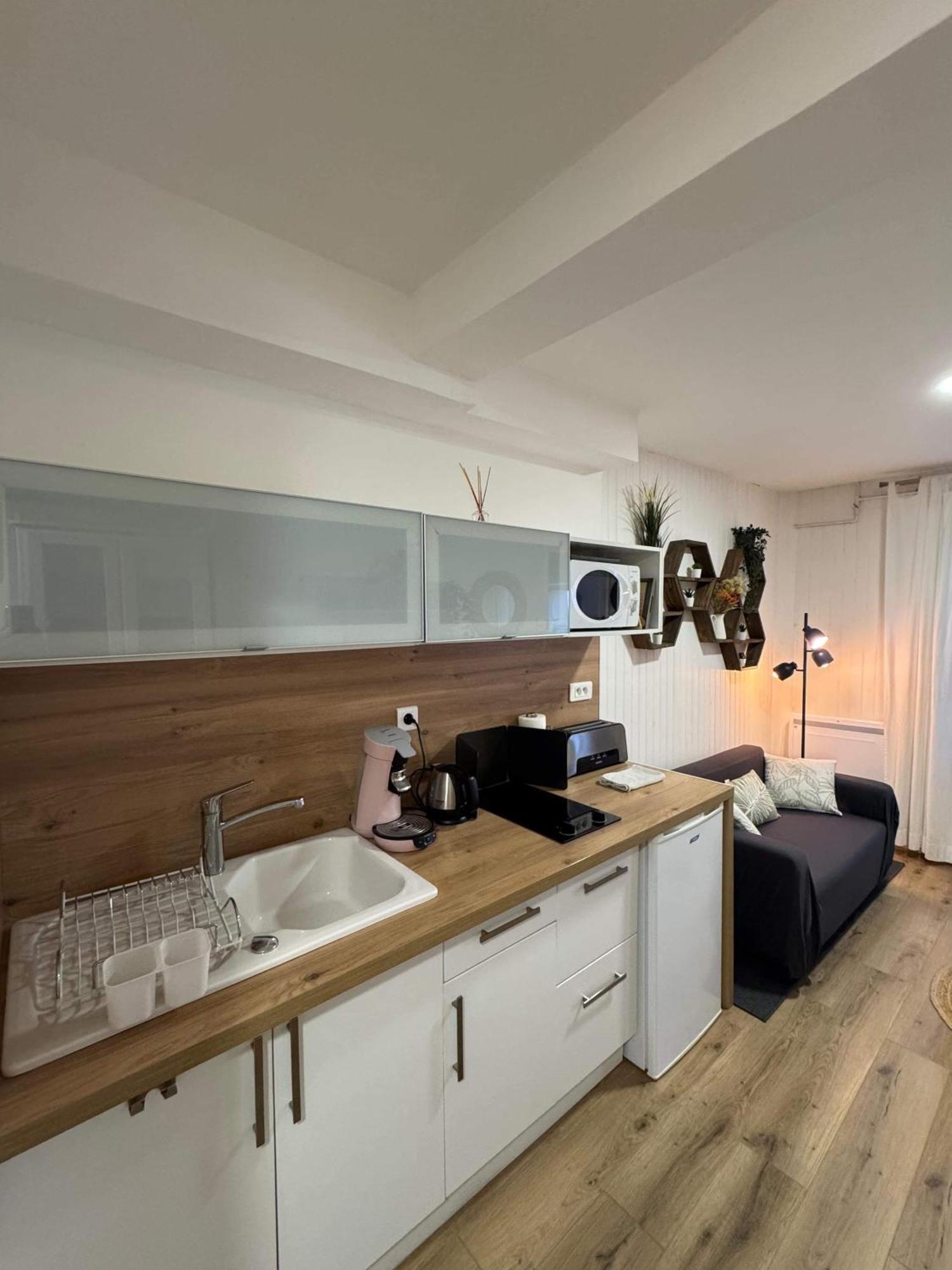 Studio Centre Ville Сет Екстериор снимка