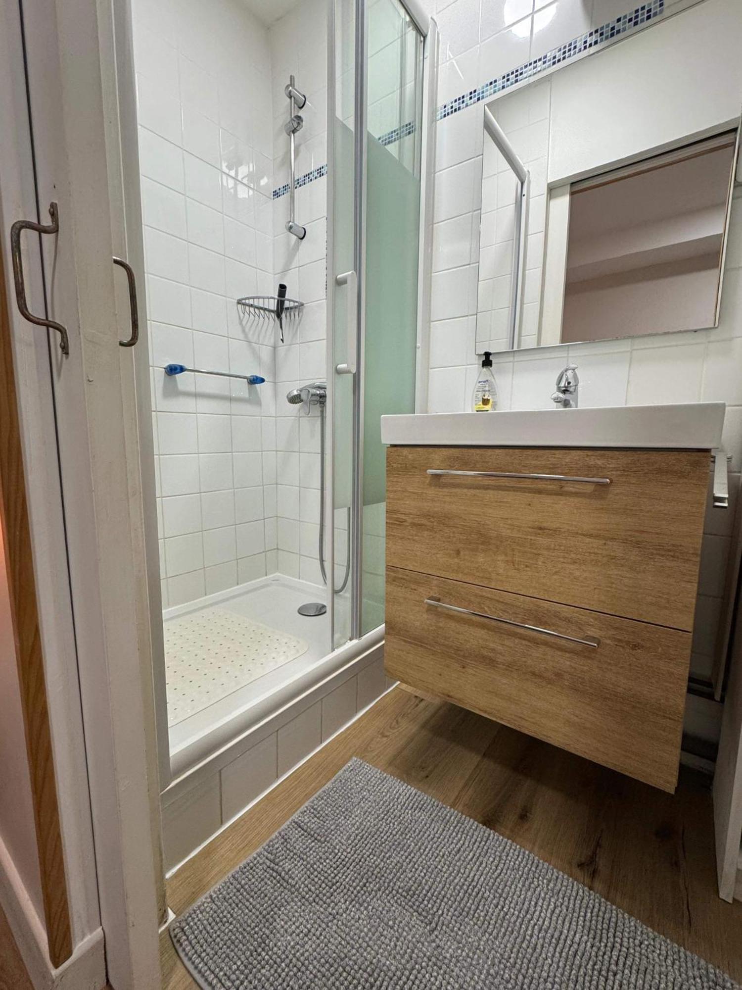 Studio Centre Ville Сет Екстериор снимка